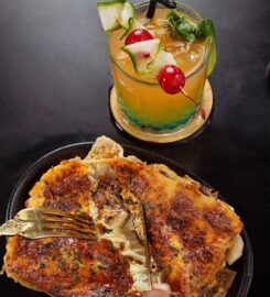 JAYS RESTAURANT AND LOUNGE