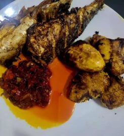 Abeigi Lounge & Restaurant