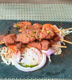 De Bull Restaurant & Bar