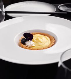 Koï, Restaurant &Lounge