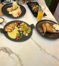 Heartland 22 Cuisine