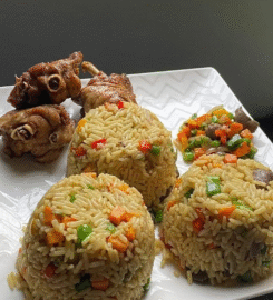 Resident kitchen & Bar