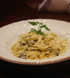 Black pepper steak house